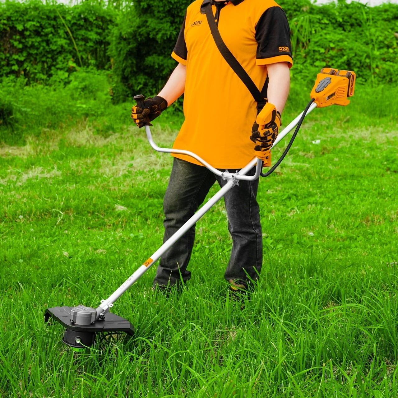 motocoasa-trimmer-electric-40v-cu-2-acumulatori-4ah-ingco-cstli2025226215894.jpg