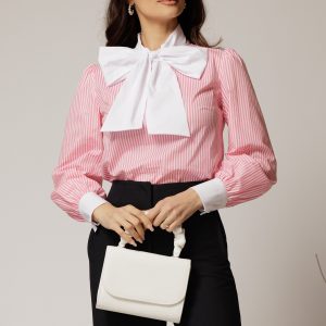 Bluza alba cu dungi roz din poplin cu esarfa tip funda la gat