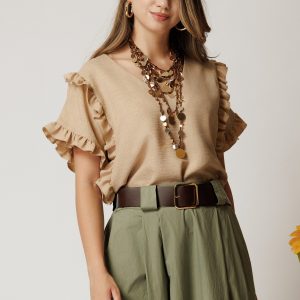 Bluza bej din rayon cu croi drept si volane la maneci