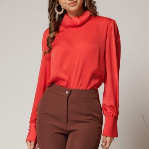 Bluza dama corai cu guler tip barcuta din voal si croi lejer
