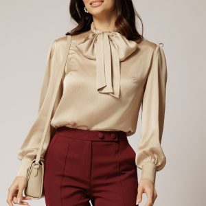 Bluza DY Fashion lejera bej din triplu voal cu guler tip esarfa